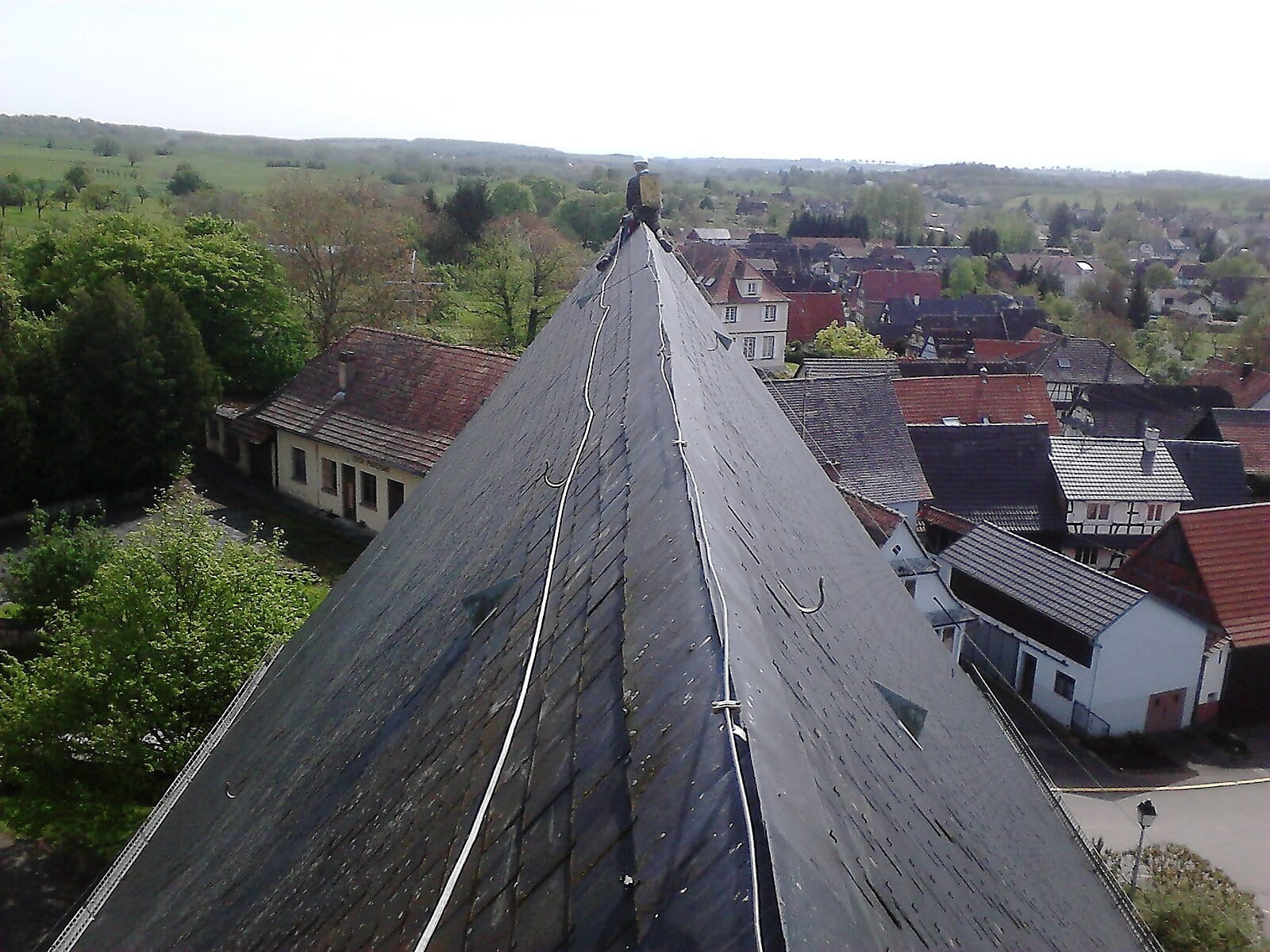 Travaux de couverture et zinguerie sur corde — DS Cordiste