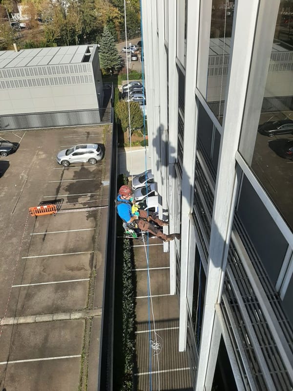 Lavage de vitres en hauteur
